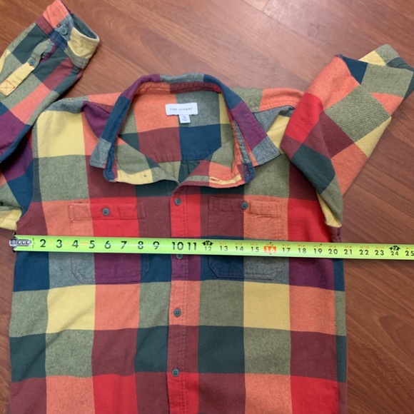 100% cotton, multi color plaid flannel button down shirt boho cabincore - Picture 11 of 11